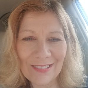 Meet your Posher, Cindy